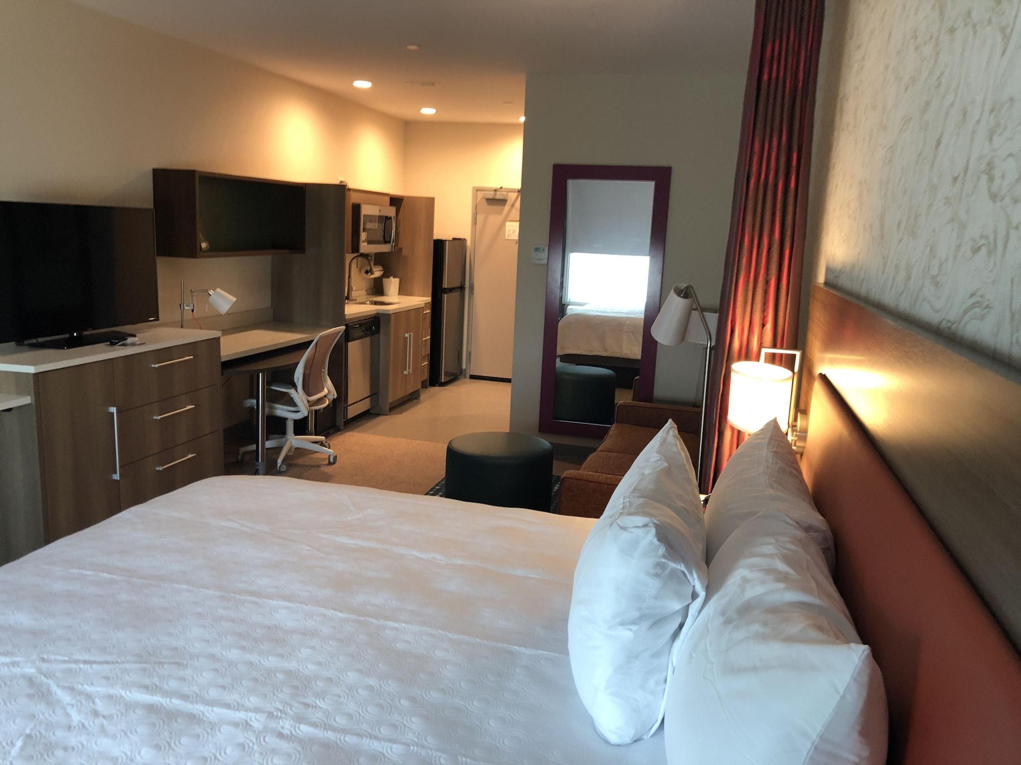 Home2 Suites By Hilton La Porte Exterior photo