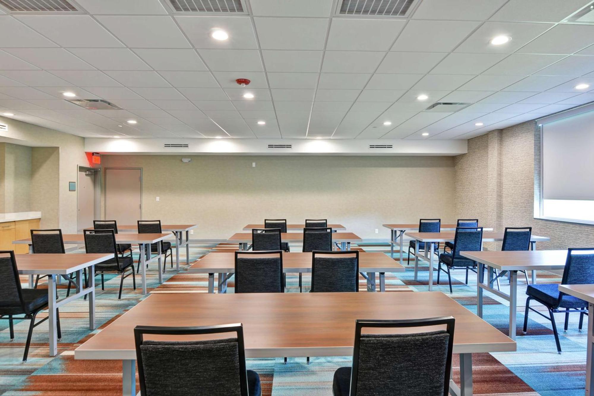 Home2 Suites By Hilton La Porte Exterior photo